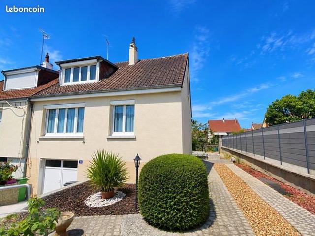 Pavillon 77 m² Le Mans