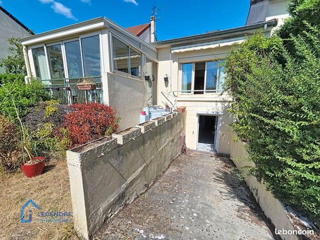 Pavillon 7 pièces 90 m²