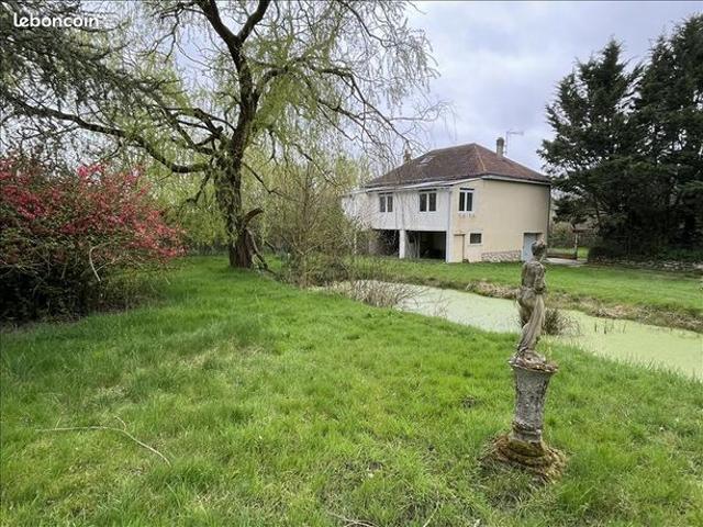 Pavillon 7 pièces 111 m²