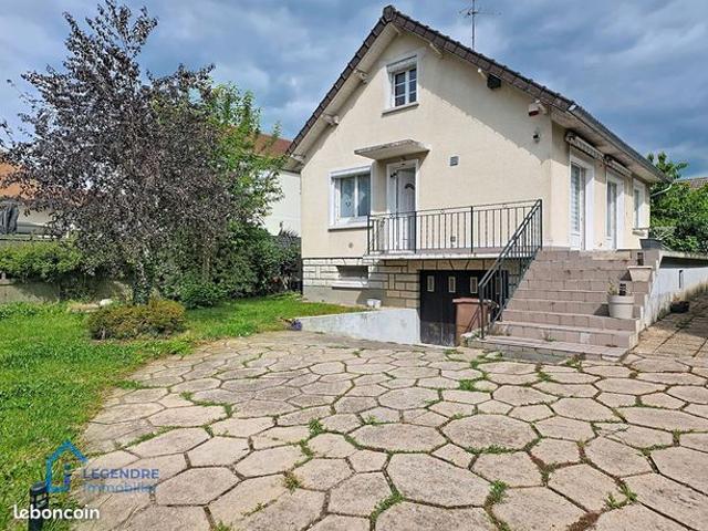 Pavillon 7 pièces 106 m²