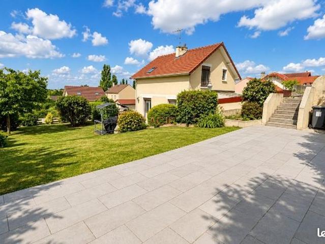 Pavillon 7 pièces 120 m²