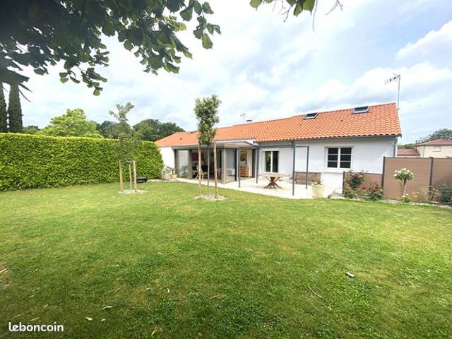 Pavillon 7 pièces 123 m²