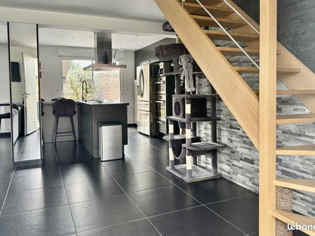Pavillon 7 pièces 127 m²