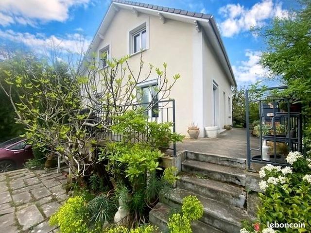 Pavillon 7 pièces 129 m²