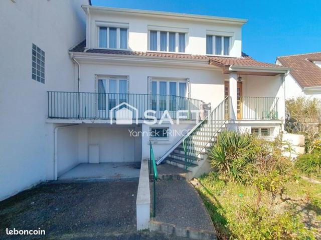 Pavillon 7 pièces 130 m²