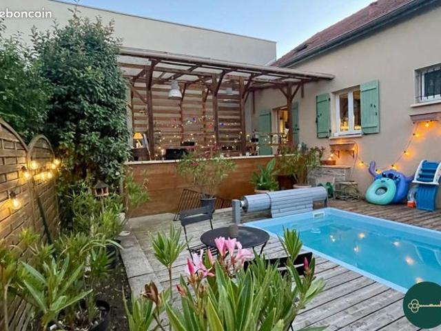 Pavillon 7 pièces 130 m²