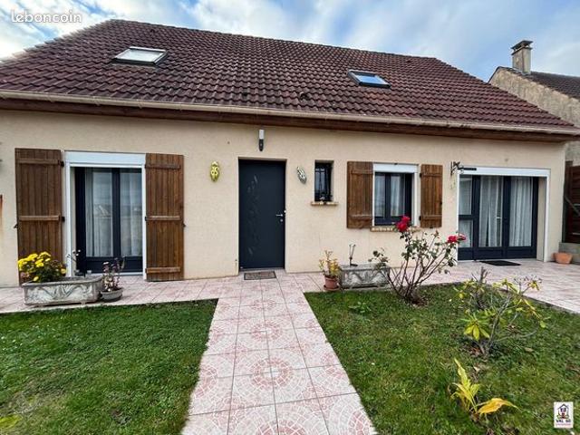 Pavillon 7 pièces 130 m²