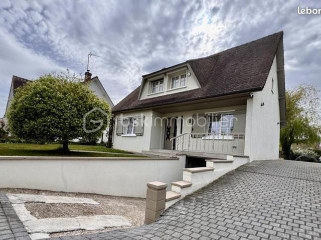 Pavillon 7 pièces 130 m²
