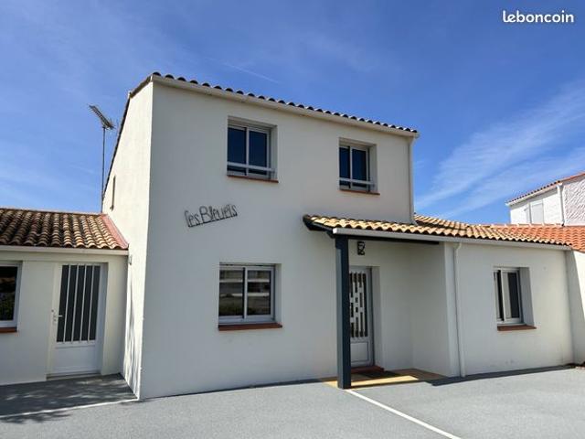 Pavillon 7 pièces 130 m²
