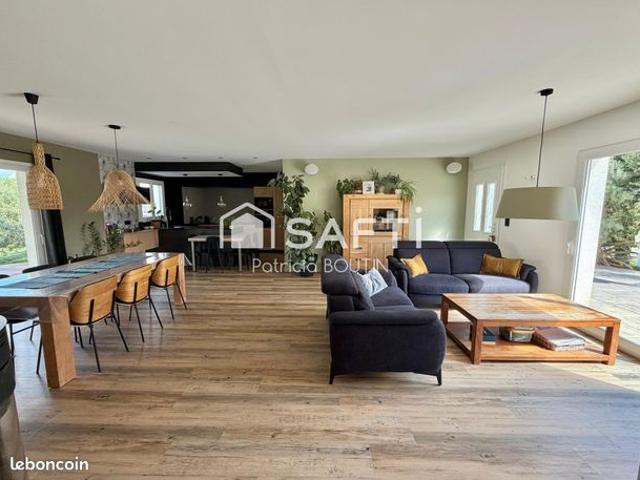 Pavillon 7 pièces 131 m²