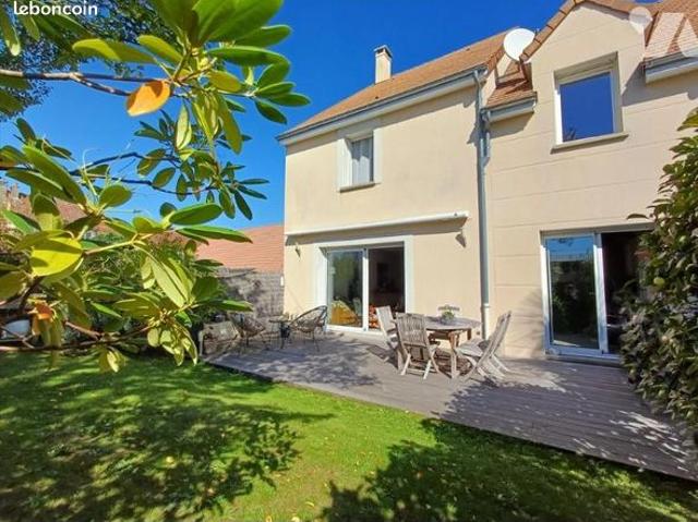 Pavillon 7 pièces 135 m²