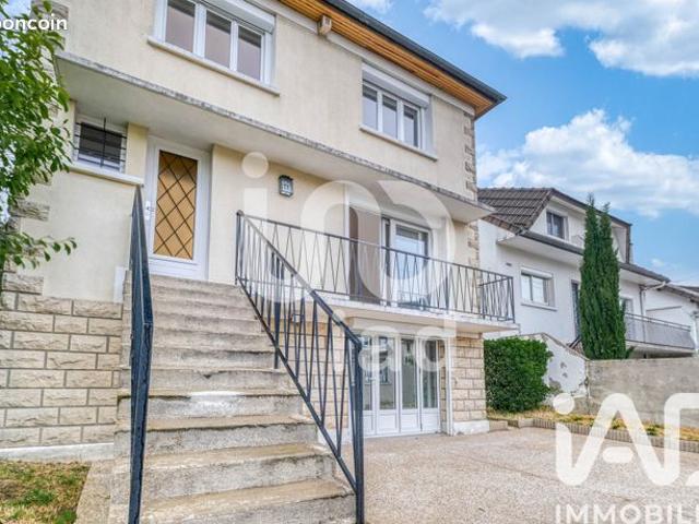 Pavillon 7 pièces 137 m²