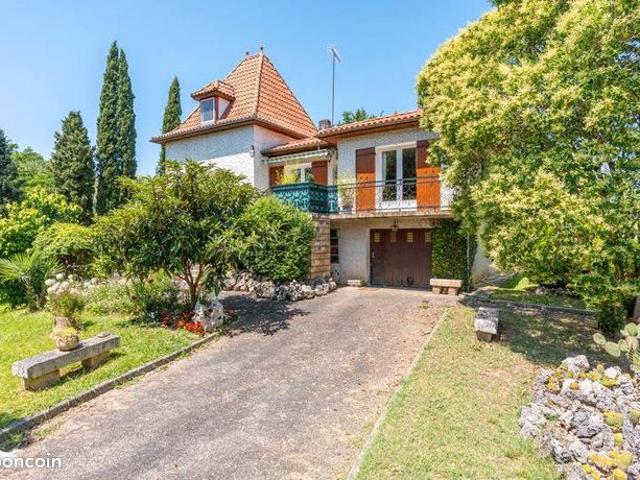 Pavillon 7 pièces 137 m²