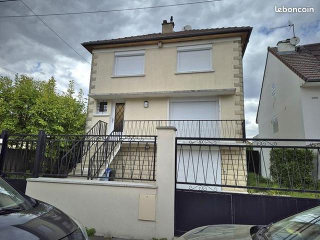 Pavillon 7 pièces 137 m²