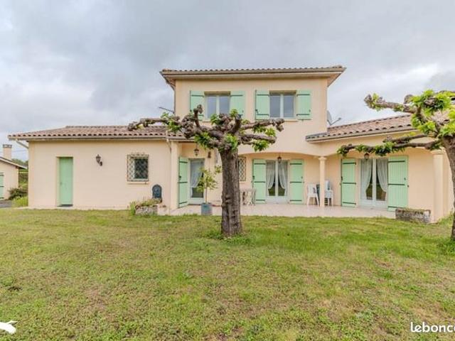 Pavillon 7 pièces 142 m²