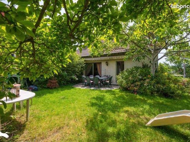 Pavillon 7 pièces 142 m²