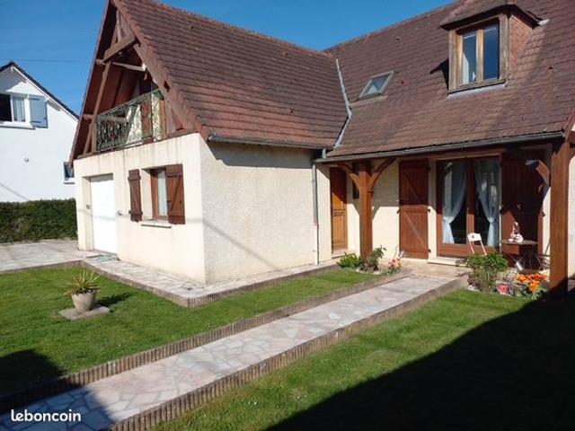 Pavillon 7 pièces 143 m²