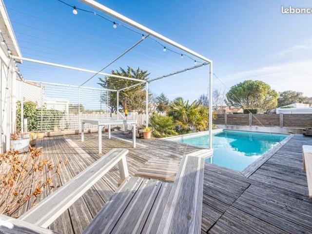 Pavillon 7 pièces 144 m²