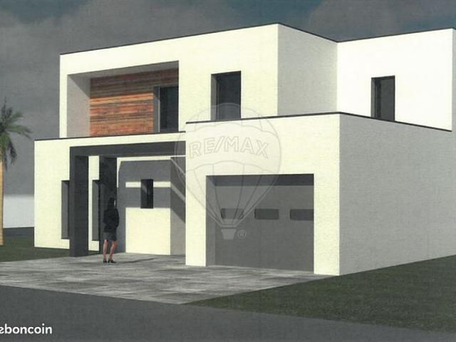 Pavillon 7 pièces 144 m²