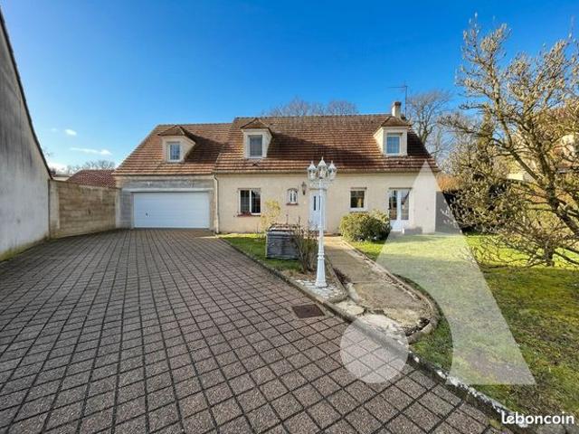 Pavillon 7 pièces 145 m²