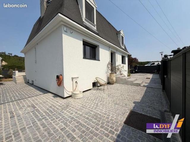Pavillon 7 pièces 145 m²