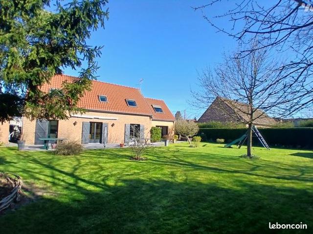 Pavillon 7 pièces 145 m²