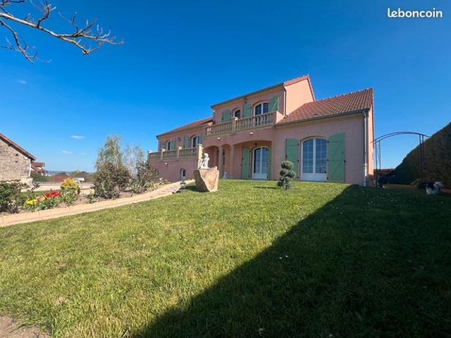 Pavillon 7 pièces 146 m²