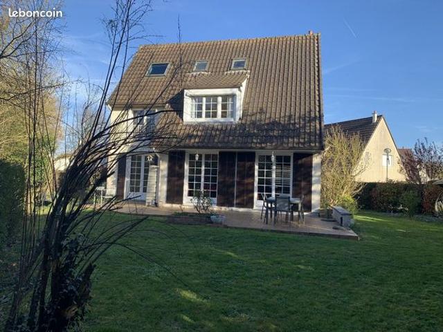 Pavillon 7 pièces 148 m²