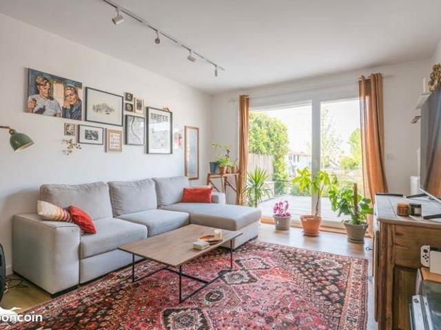 Pavillon 7 pièces 148 m²