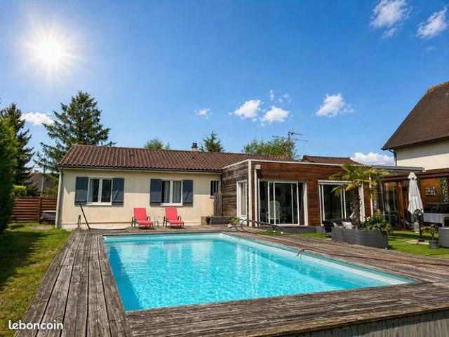 Pavillon 7 pièces 149 m²