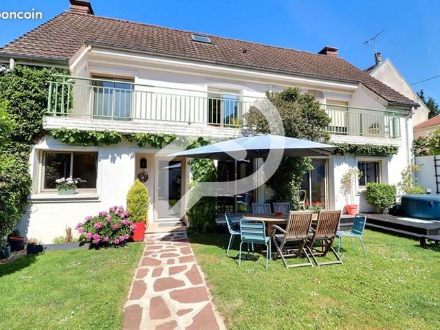 Pavillon 7 pièces 150 m²
