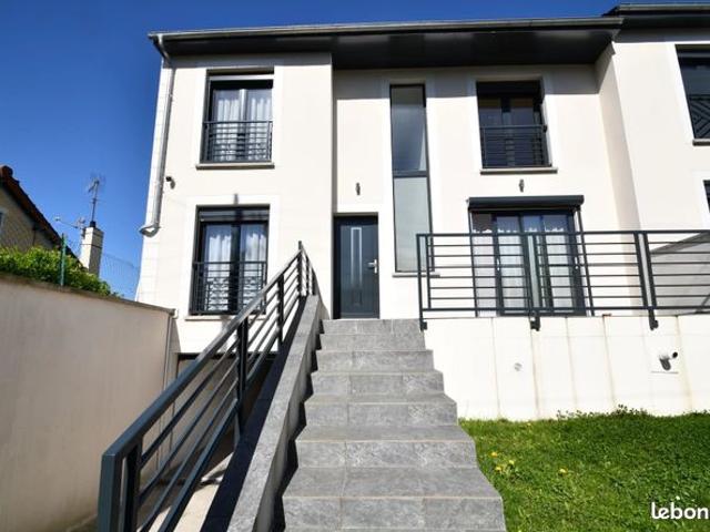 Pavillon 7 pièces 150 m²