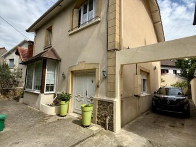 Pavillon 7 pièces 152 m²