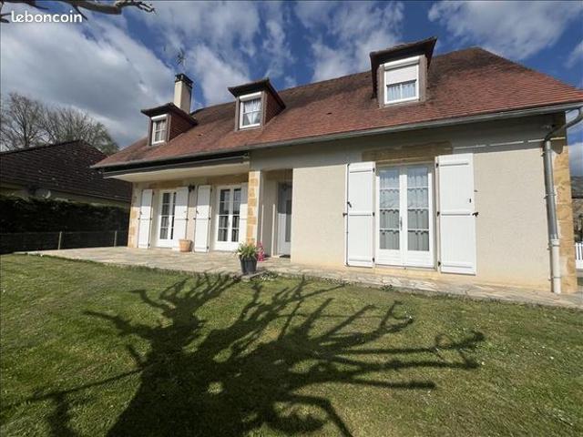 Pavillon 7 pièces 152 m²