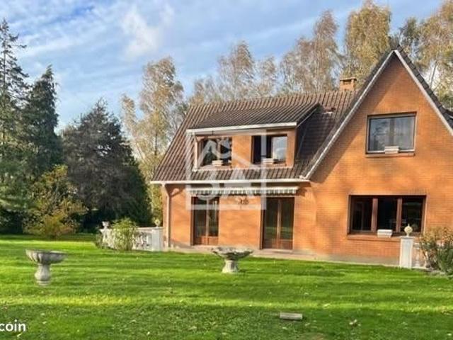 Pavillon 7 pièces 154 m²