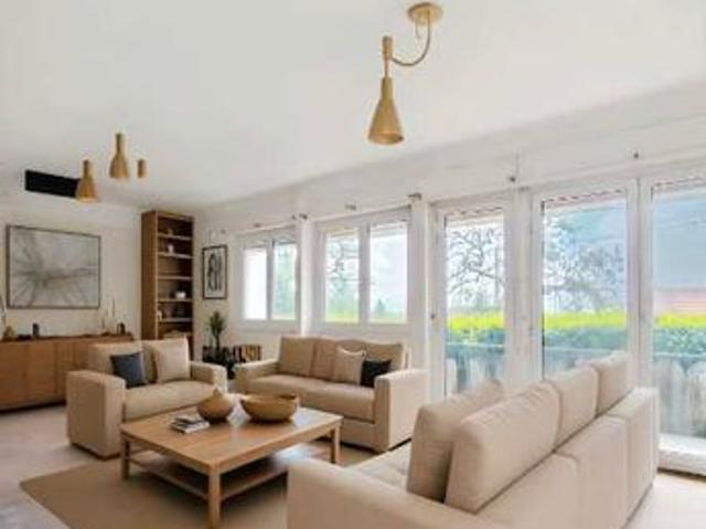 Pavillon 7 pièces 156 m²