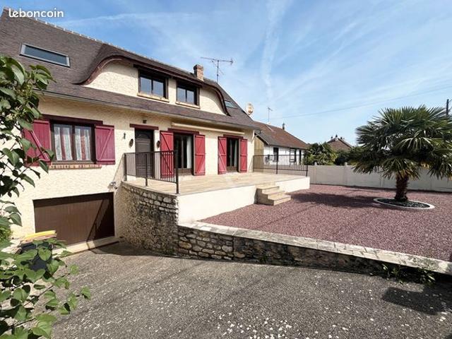 Pavillon 7 pièces 158 m²