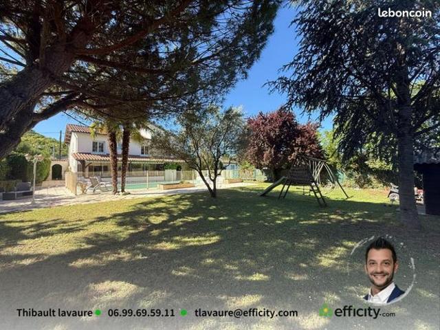 Pavillon 7 pièces 158 m²