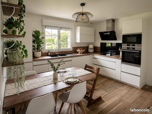 Pavillon 7 pièces 159 m²
