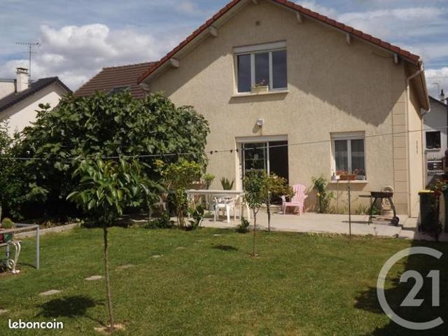 Pavillon 7 pièces 160 m²