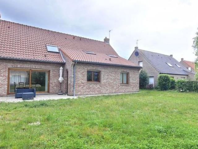 Pavillon 7 pièces 162 m²