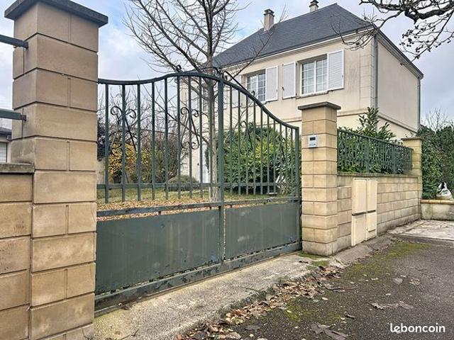 Pavillon 7 pièces 170 m²
