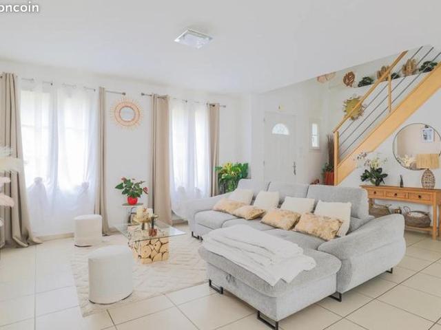 Maison 7 pièces 170 m²