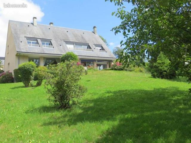 Pavillon 7 pièces 176 m²