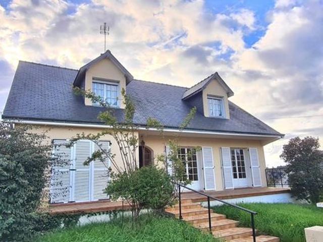 Pavillon 7 pièces 180 m²
