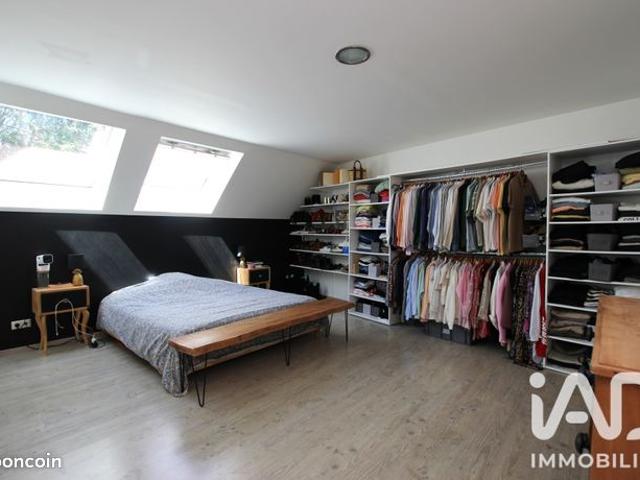 Pavillon 7 pièces 180 m²