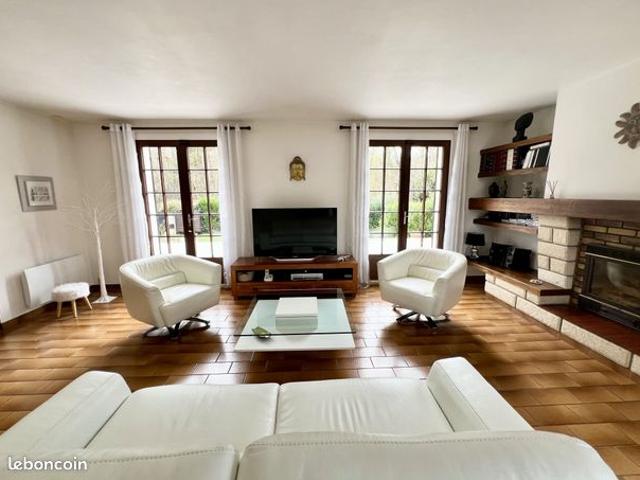 Maison 6 pièces 180 m²