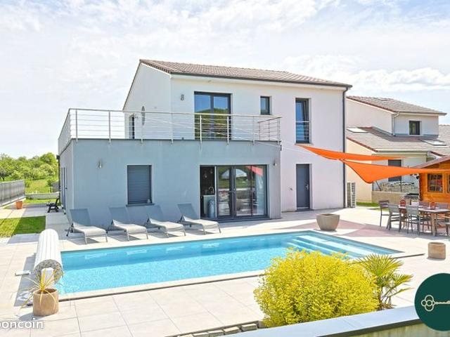 Pavillon 7 pièces 180 m²