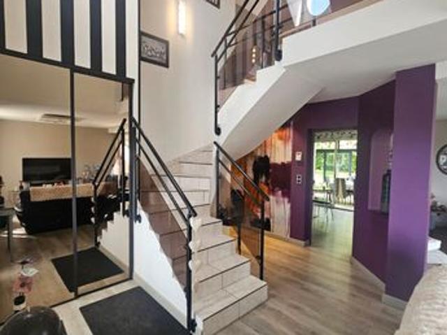 Pavillon 7 pièces 181 m²