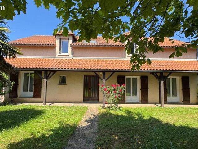 Pavillon 7 pièces 183 m²